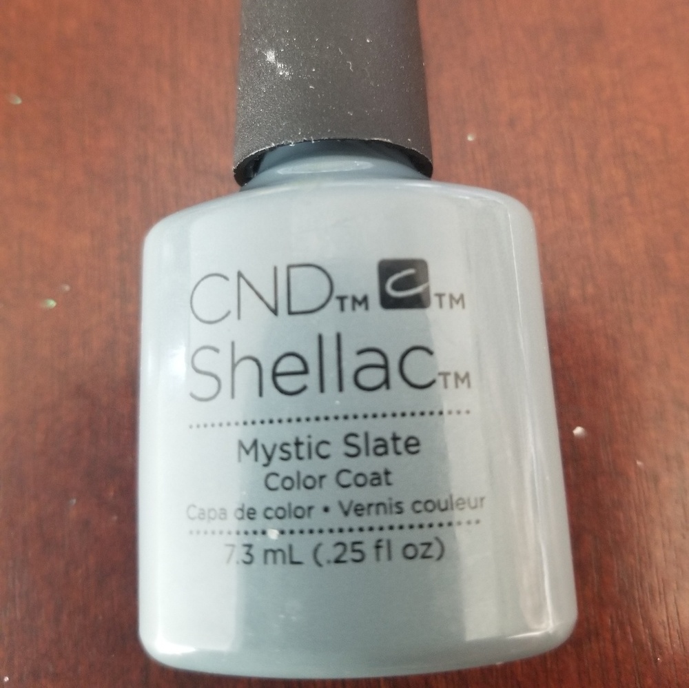 CND Shellac